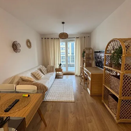 Airport & Stadion Premium 24h *