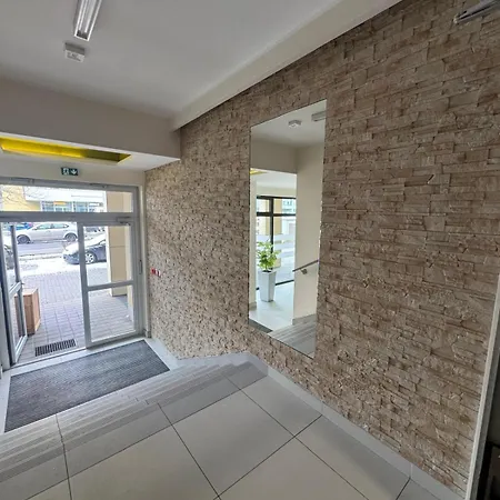 Airport & Stadion Premium 24h *