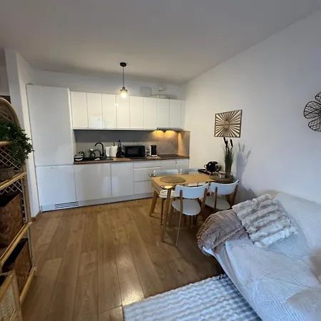 Airport & Stadion Premium 24h * Poznan