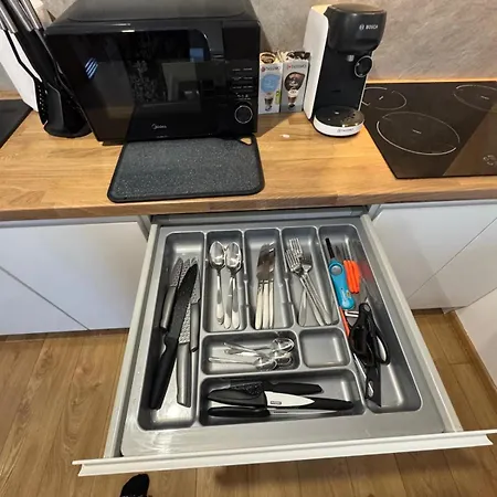 Apartamento Airport & Stadion Premium 24h *