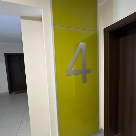 Airport & Stadion Premium 24h * Poznan