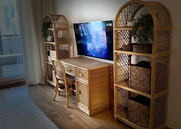 Airport & Stadion Premium 24h شقة